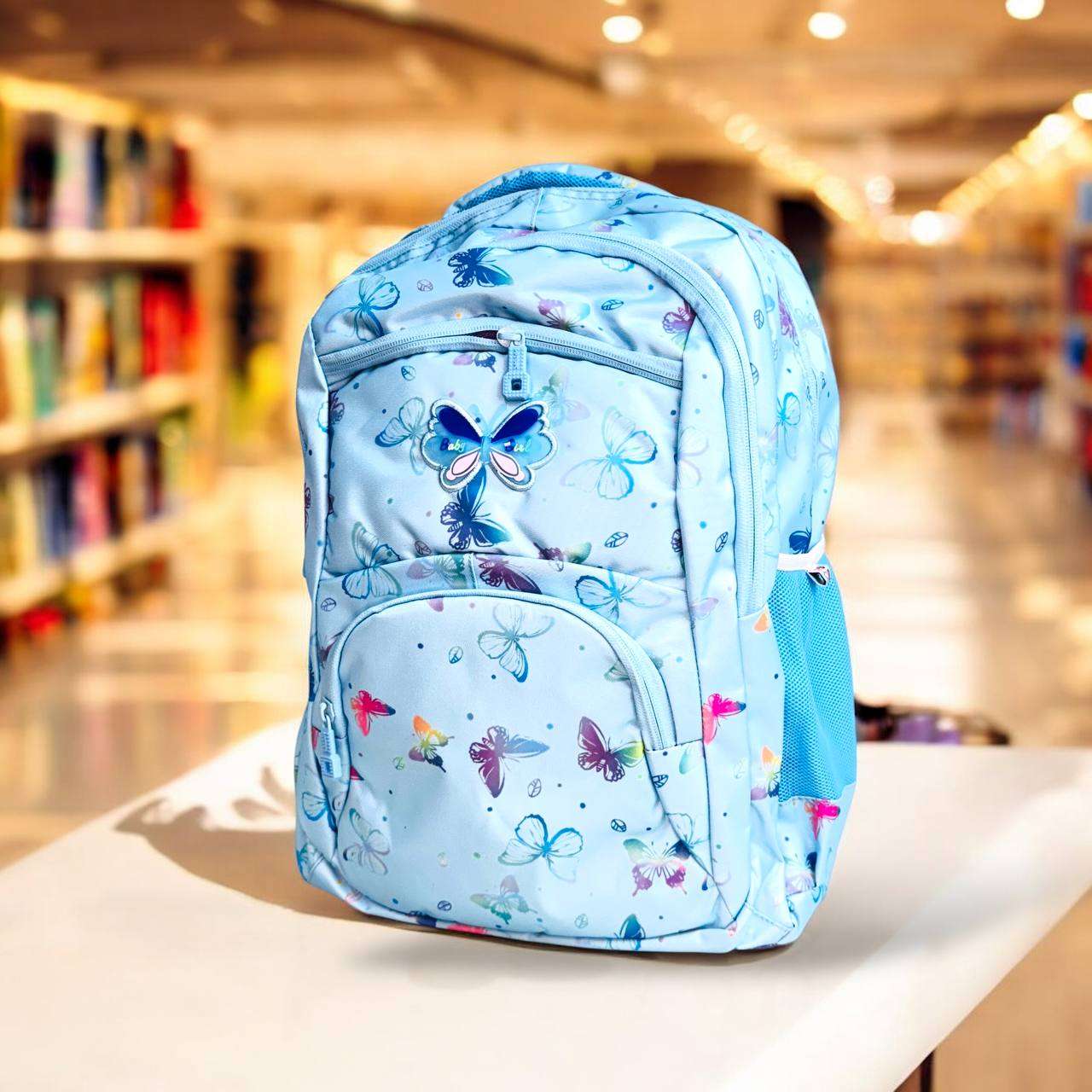 SmartPack 18” Backpack – Stylish & Spacious (With Rain Cover)