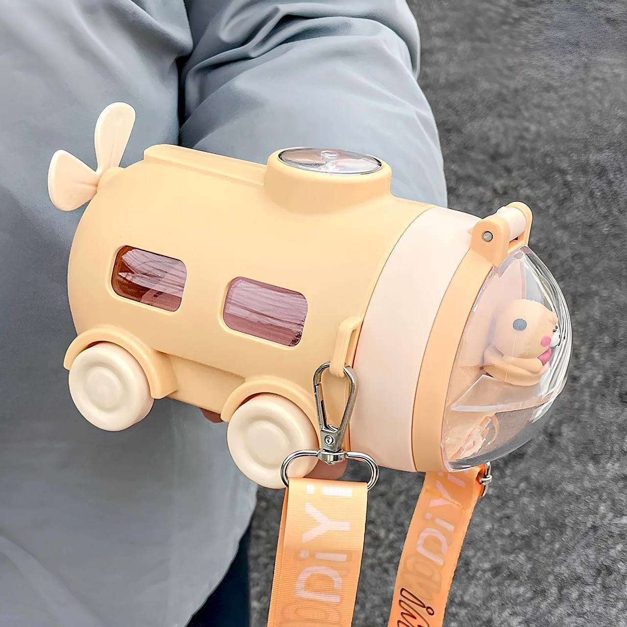 Submarine-Shaped Water Bottle with Built-In Compass 550 ML