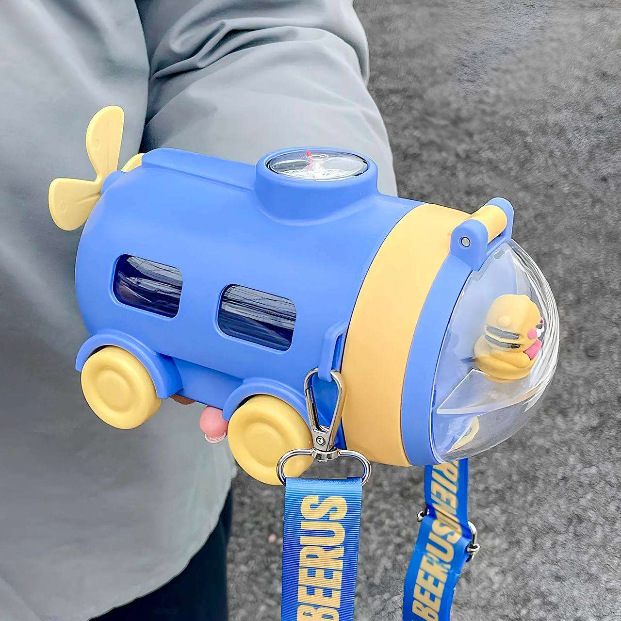 Submarine-Shaped Water Bottle with Built-In Compass 550 ML